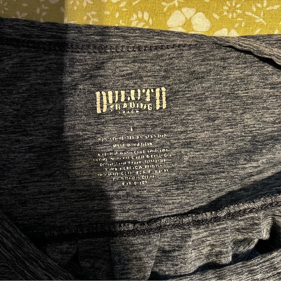 Duluth Trading Co Gray Short Sleeve Tee | Size Large - Picture 3 of 3